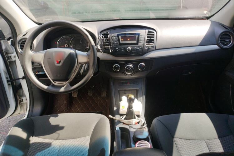 Used Roewe 350 2015 1.5L Manual Luxury Sunroof Edition