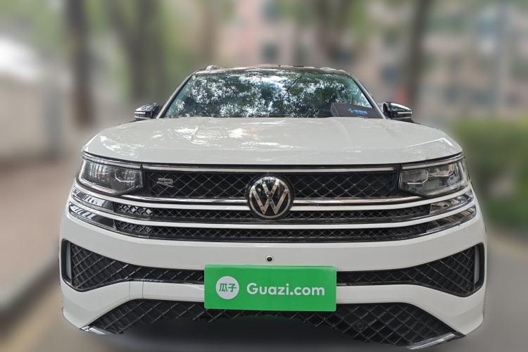 Used Volkswagen Tavendor 2023 380TSI All-Wheel Drive R-Line Journey Edition
