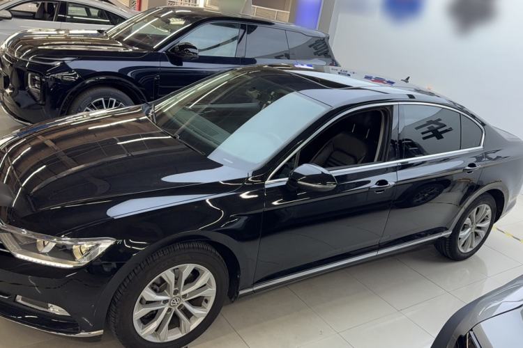 Used Volkswagen Magotan 2019 330TSI DSG Luxury Version China VI Standard Exterior 5