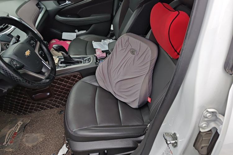 Used Chevrolet Malibu 2017 1.5T Automatic Luxury Edition Left Front Seat