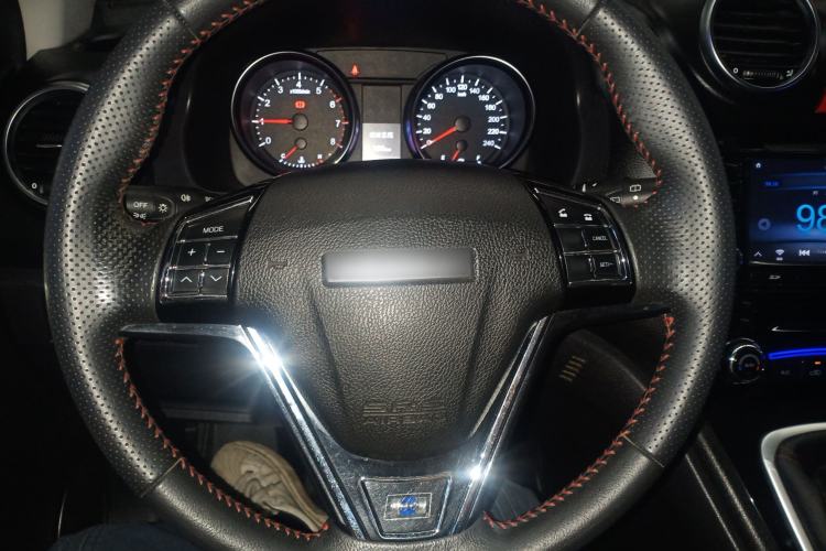 Used Haval H6 2016 Upgraded Model 1.5T Manual Two-Wheel Drive Elite Version
