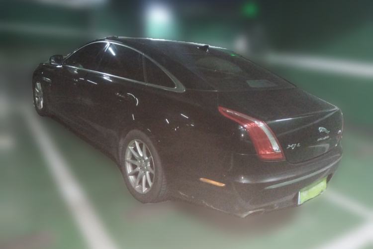 Used Jaguar XJ 2014 XJL 3.0 SC Two-Wheel-Drive Panoramic Business Edition
