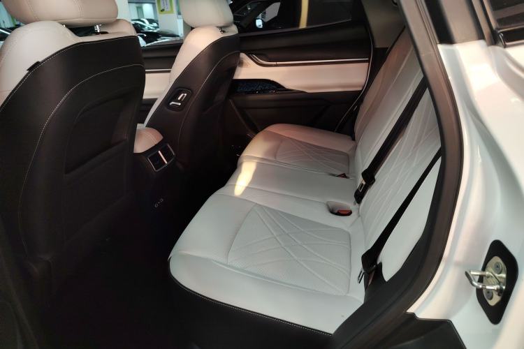Used Chery New Energy eQ7 2023 512km Pro Left Rear Seat