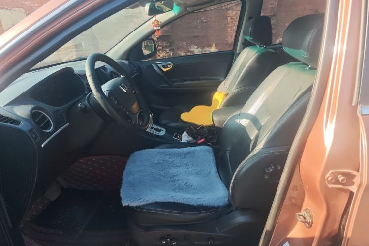 Used Luxgen Great 7 SUV 2011 2.2T Four-Wheel Drive ZhiZun Version
