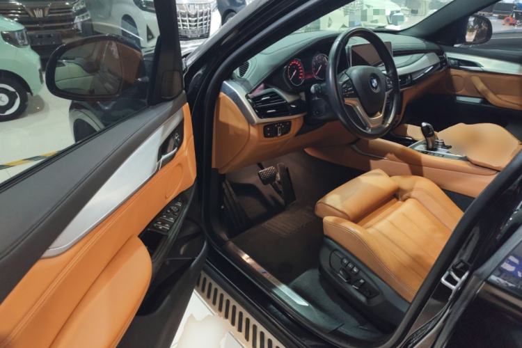 Used BMW X6 2018 xDrive28i
