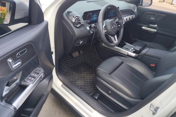 Used Mercedes-Benz GLB 2023 GLB 220 Fashion Model