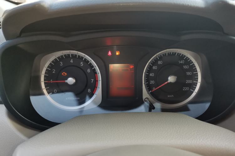 Used Venucia D50 2013 1.6L Automatic Fashion Edition
