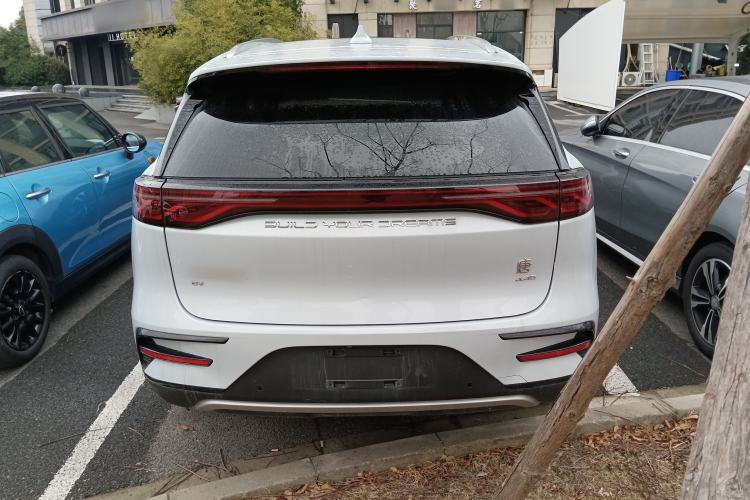 Used BYD Tang New Energy 2022 EV 635 km All-Wheel-Drive Flagship Model
