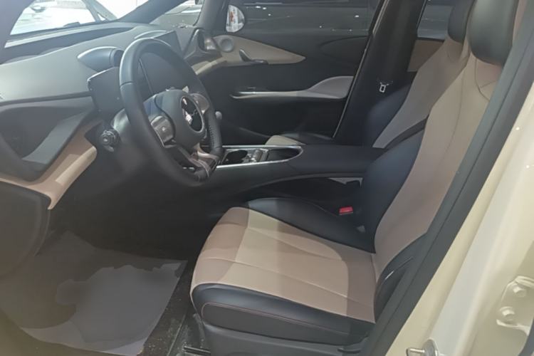Used BYD Dolphin 2023 420 km Fashion Edition
