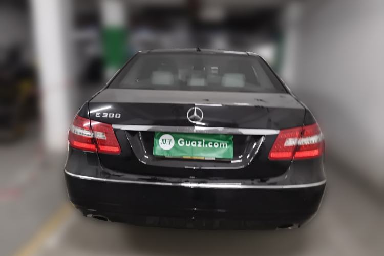 Used Mercedes-Benz E-Class 2009 E 300 Fashion Model Rear