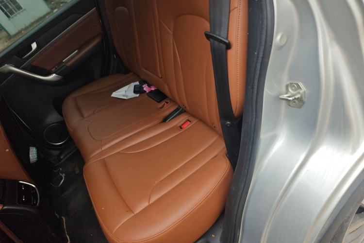 Used Haval H6 2015 Sport Edition 1.5T Automatic Two-Wheel Drive Luxury Model