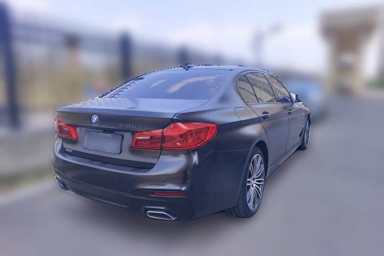 Used BMW 5 Series 2018 Restyled 530Li Leading Edition M Sport Package
