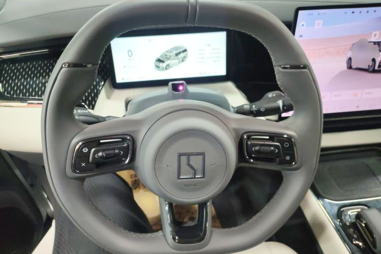 Used Zeekr 009 2024 Six-Seat Executive Version 4WD 108 kWh
