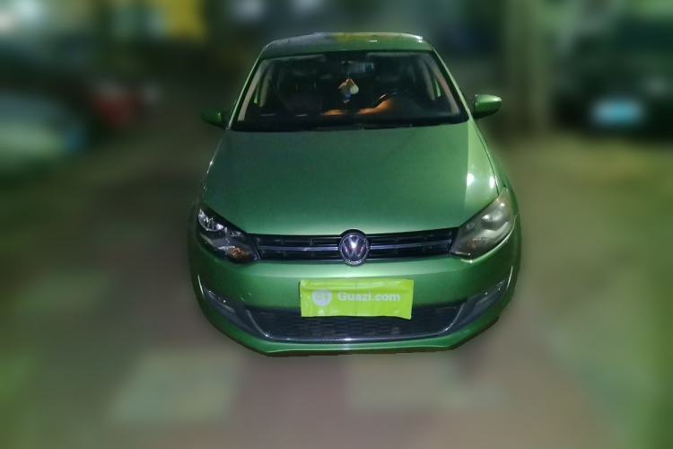 Used Volkswagen Polo 2013 1.4L Automatic Luxury Edition Front