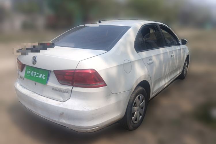 Used Volkswagen Santana 2015 1.6L Manual Fashion Edition