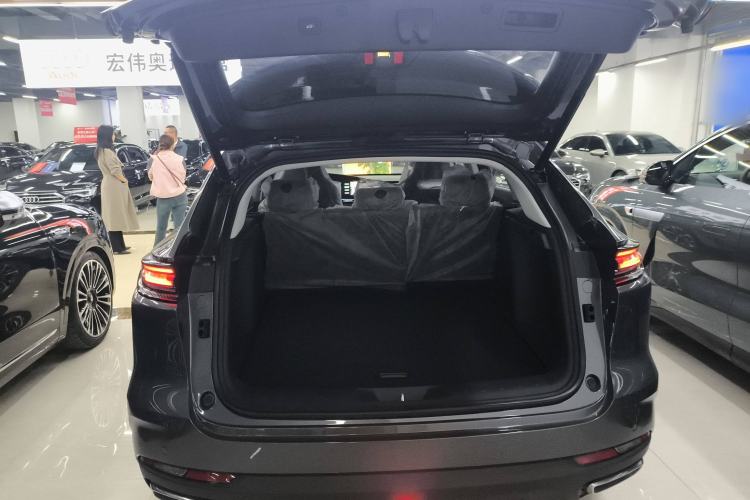 Used CHANGAN UNI-K iDD 2024 Chuzhi iDD 1.5T 135km Smart & Fun Model Trunk