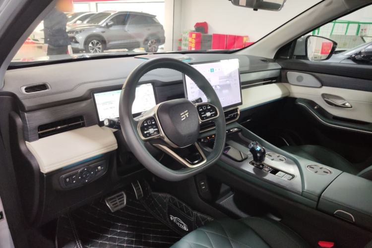 Used JETOUR Shanhai L9 2024 1.5TD 2DHT Pro 5-Seater Center Console