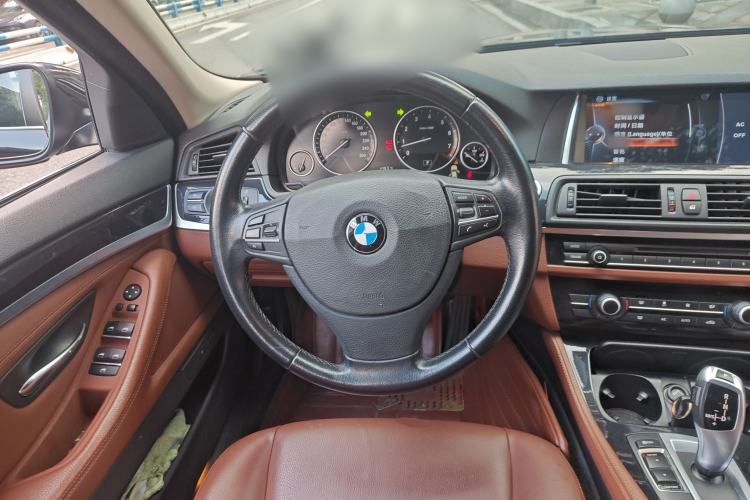 Used BMW 5 Series 2014 520i Elegant Edition