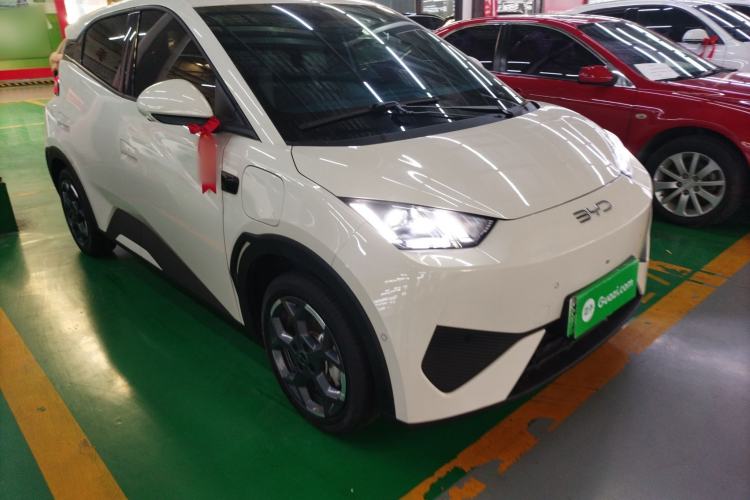 Used BYD Seagull 2025 Smart Drive Version 305 km Freedom Edition Front Right 45 Deg