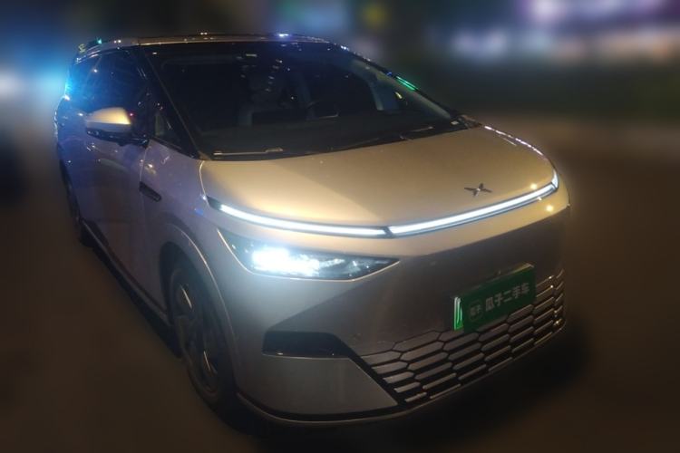 Used XPeng X9 2024 702 Ultra-Long Range Max
