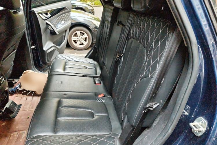 Used JETOUR X95 2020 1.6T DCT Exploration Pro Edition 7 Seats Left Rear Seat