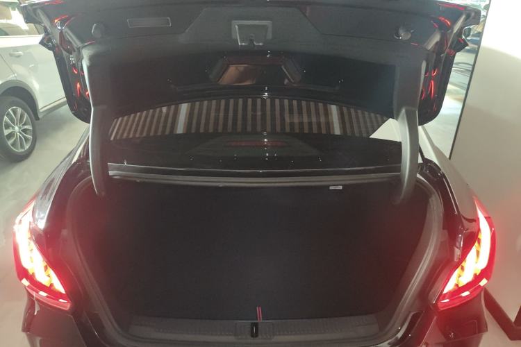 Used MG 5 2021 300TGI DCT Elegant Luxury Edition
