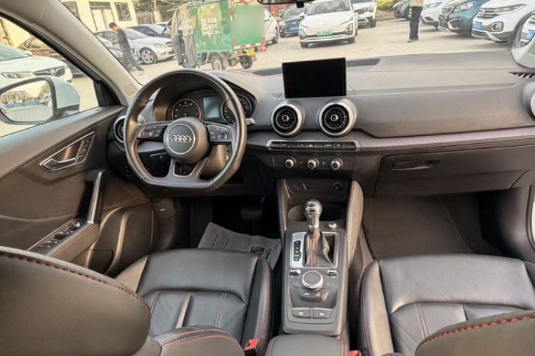 Used Audi Q2L 2022 35 TFSI Progressive Dynamic Edition Interior 1