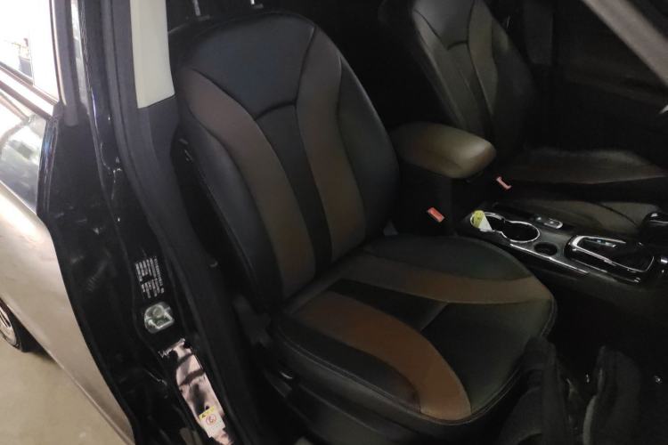 Used GAC Trumpchi GS5 Super 2015 1.8T Automatic Two-Wheel Drive Luxury Edition Right Front Seat