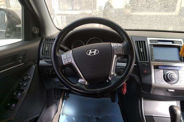 Used Hyundai Veracruz 2009 3.8L Comfort Edition Steering Wheel