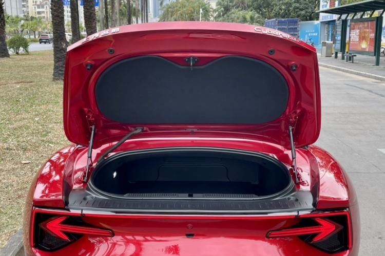 Used MG Cyberster 2024 501km Charming & Heartwarming Edition