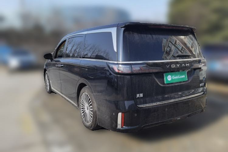 Used VOYAH Dream 2025 PHEV Four-Wheel Drive Excellence Kunpeng Edition
