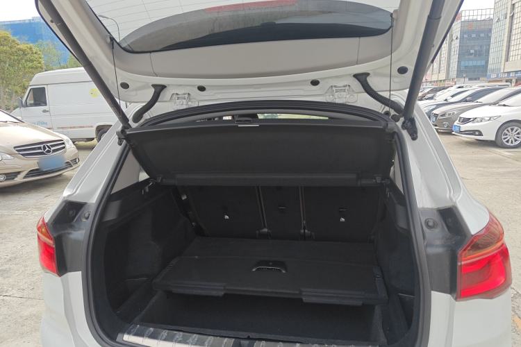 Used BMW X1 2019 sDrive18Li Premium Edition Trunk