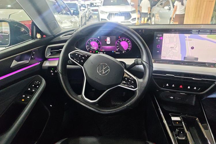 Used Volkswagen Lamando 2022 Lavida L 280TSI DSG Cool & Spicy Edition
