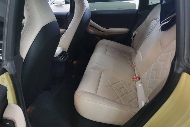 Used Nio ET5 2022 100 kWh Left Rear Seat