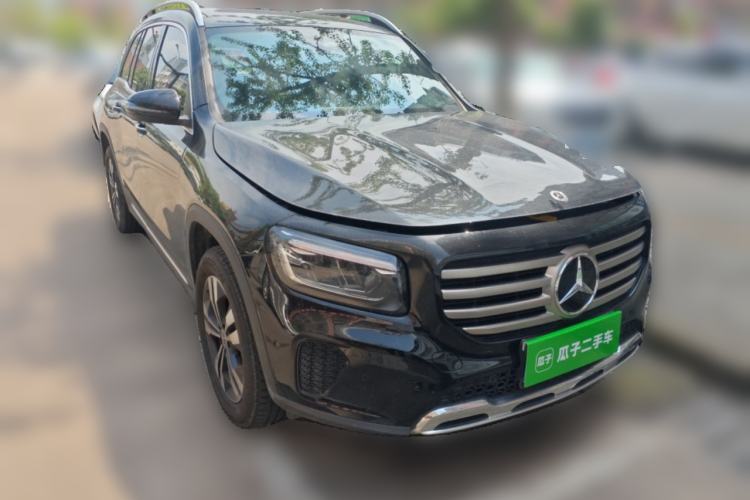 Used Mercedes-Benz GLB 2025 GLB 200 Dynamic Edition Front Right 45 Deg