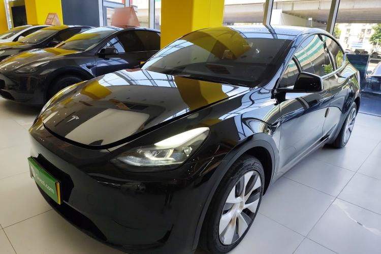 Used Tesla Model Y 2023 Rear-Wheel-Drive Version