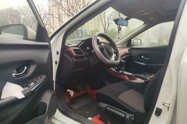 Used Nissan Lannia 2016 1.6L CVT Smart Cool Edition Driver Seat