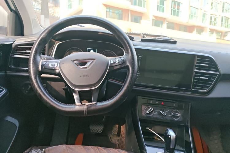 Used Jetta VS7 2021 1.4T Automatic Entry Model Steering Wheel