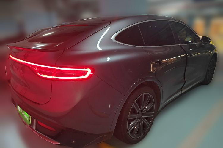 Used Hima Luxeed R7 2024 All-Electric 802 km Max