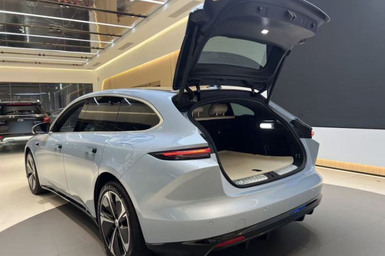 Used Nio ET5T 2025 75 kWh Touring
