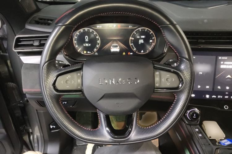 Used Lynk & Co 05 2020 2.0TD Four-Wheel Drive HypeHalo
