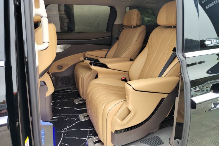 Used Denza D9 2022 EV 620 Prestige Model