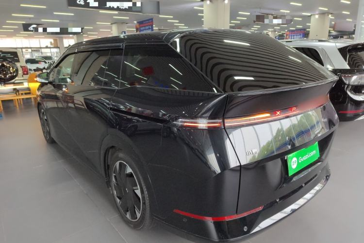 Used XPeng X9 2024 702 Ultra-Long Range Max Exterior 2