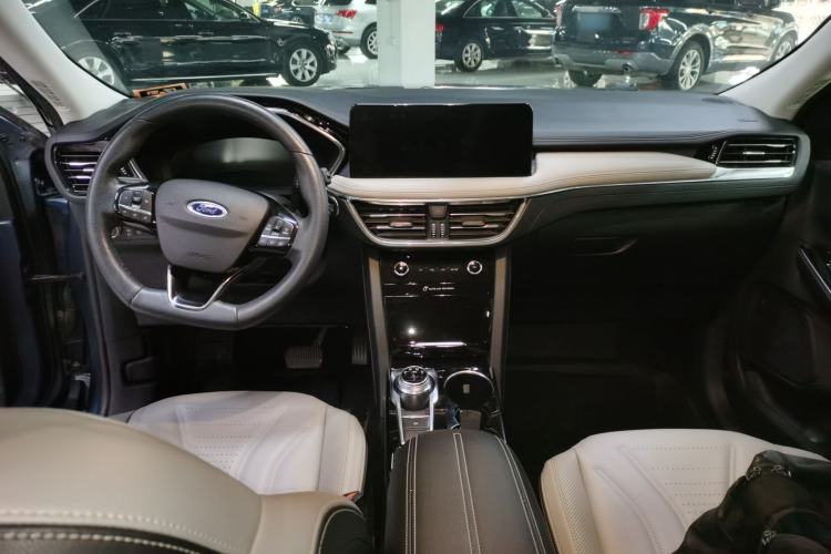 Used Ford Escape 2020 EcoBoost 245 Two-Wheel Drive Smart & Enjoyment Model
