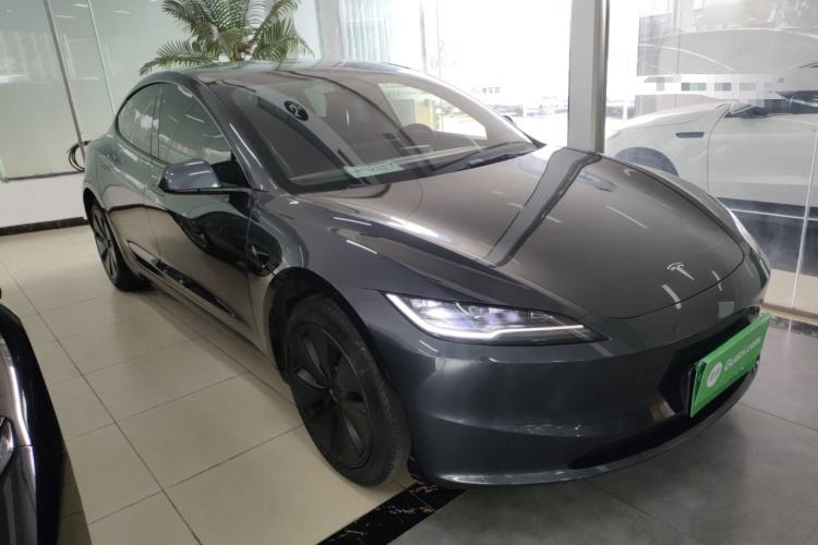Used Tesla Model 3 2023 Rear-Wheel-Drive Version
