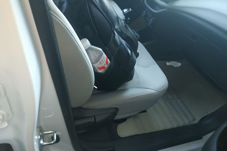 Used Chevrolet Lova RV 2016 1.5L Manual Comfort Edition Right Front Seat