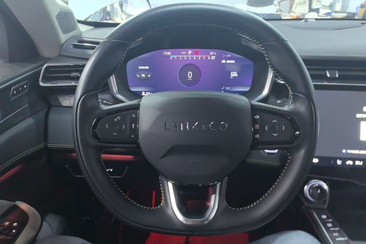 Used Lynk & Co 05 2020 2.0TD Two-Wheel Drive Shine Halo
