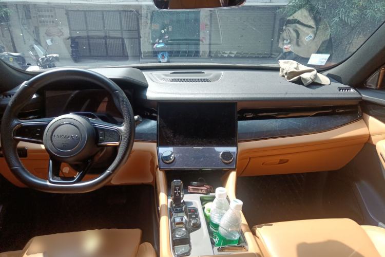 Used Lynk & Co 09 2021 2.0T Halo Seven-Seater