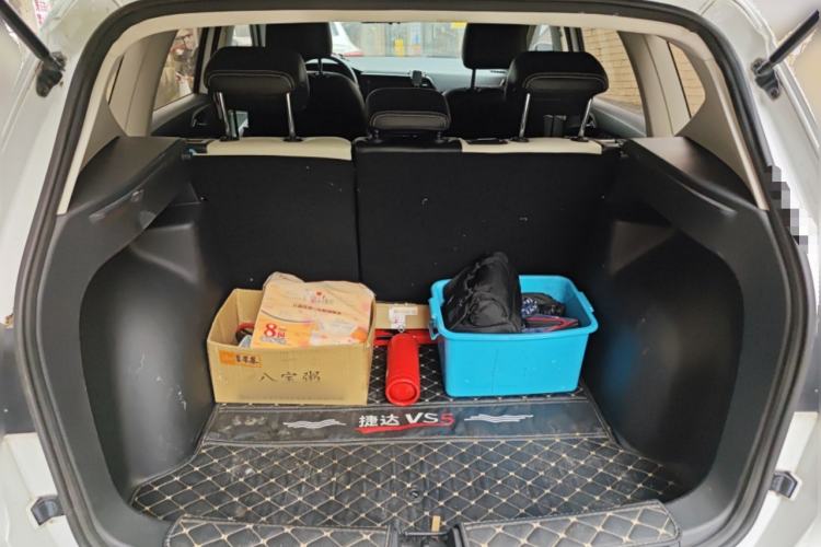 Used Jetta VS5 2019 280TSI Automatic Trend Model Trunk