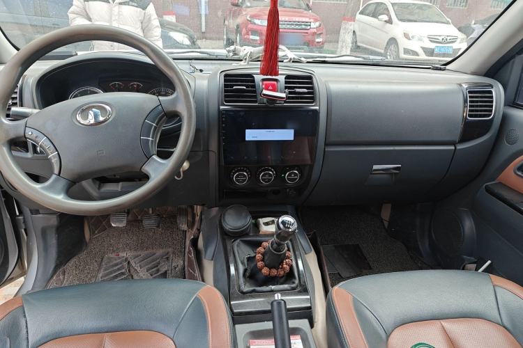 Used Great Wall Wingle 5 2013 2.0T European Version Two-Wheel Drive Elite Edition 6MT Compact Double-Cab GW4D20B
